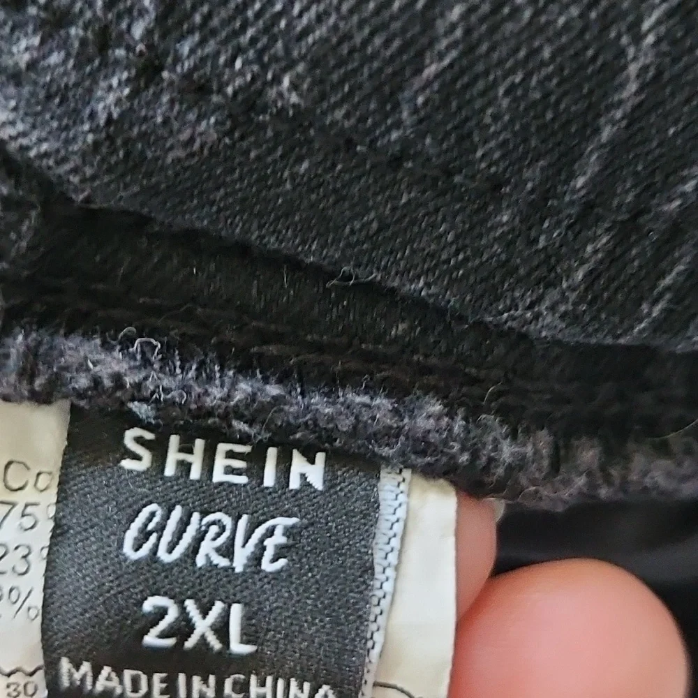 SHEIN Black Denim Joggers with Elastic Waist and Hems